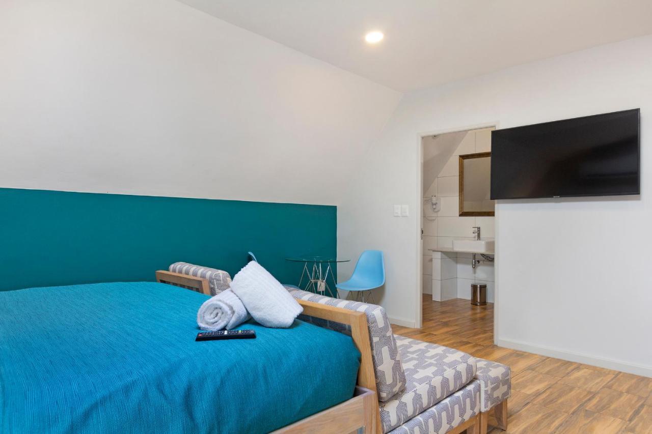 Urban Oasis 3* Cape Town